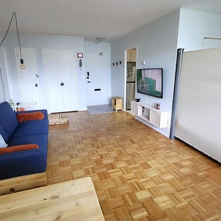 Apartamento Downtown Gem By The Subway Toronto Exterior foto
